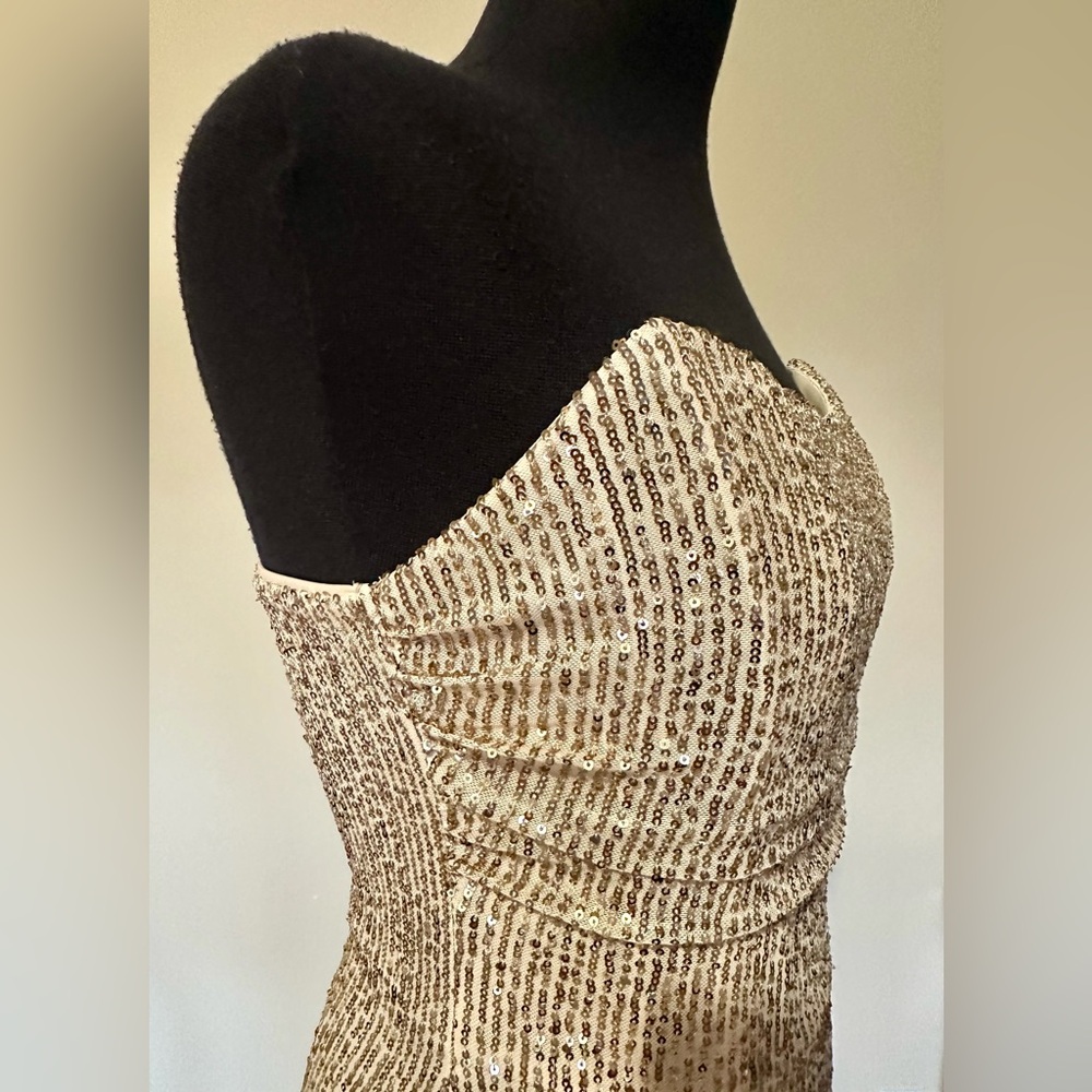 Haute Monde Gold Sequin Strapless Bodycon Dress Knee Length - Picture 6 of 9